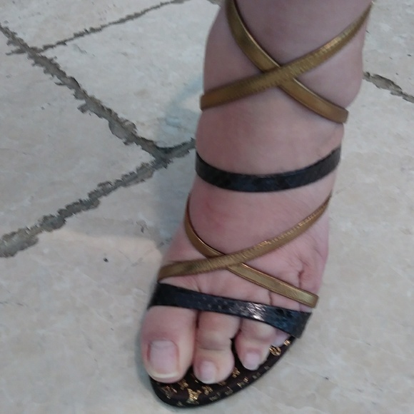 Louis Vuitton strappy heels size 36 - Picture 3 of 8